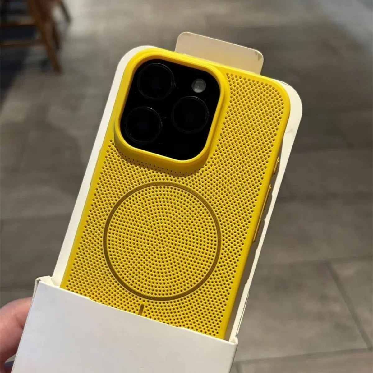 New Heat Dissipation Mesh For Magsafe Magnetic Phone Case For iPhone 17 Air 16 15 14 Plus 13 12 11 Pro Max Wireless Charge Cover