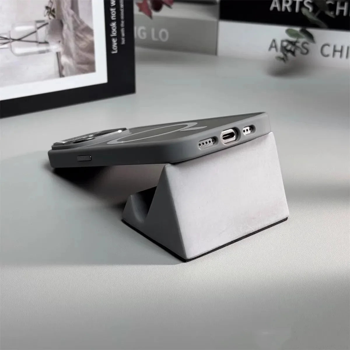 Luxury Spiricle Camera Protection Case for iPhone 15 16 Pro Max Plus Magsafe Cases for iPhone 17 14 12 11 13 Pro Max Matte Cover