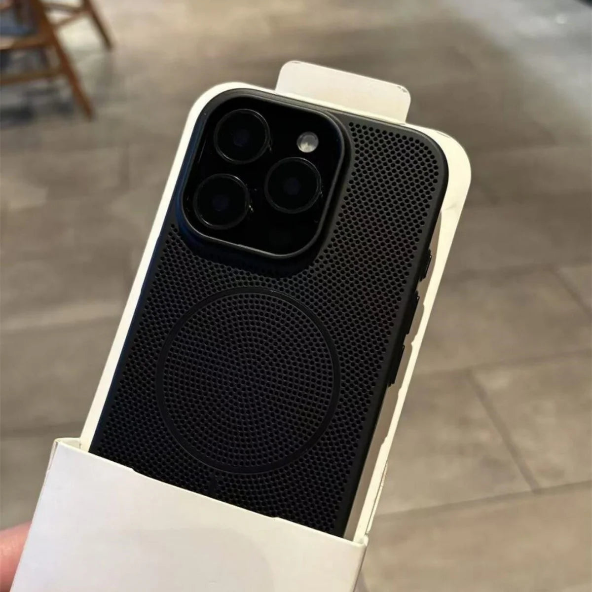 New Heat Dissipation Mesh For Magsafe Magnetic Phone Case For iPhone 17 Air 16 15 14 Plus 13 12 11 Pro Max Wireless Charge Cover