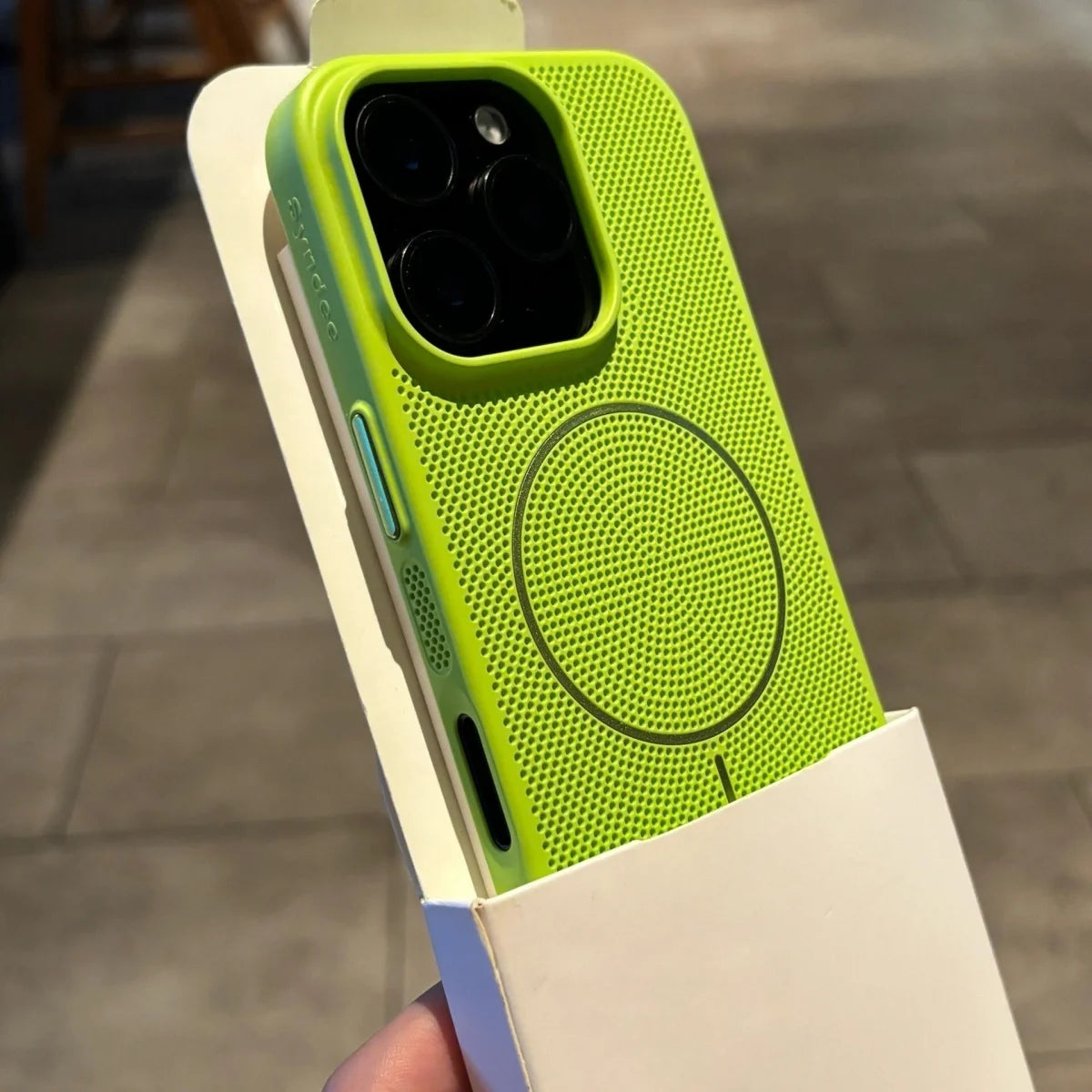 New Heat Dissipation Mesh For Magsafe Magnetic Phone Case For iPhone 17 Air 16 15 14 Plus 13 12 11 Pro Max Wireless Charge Cover