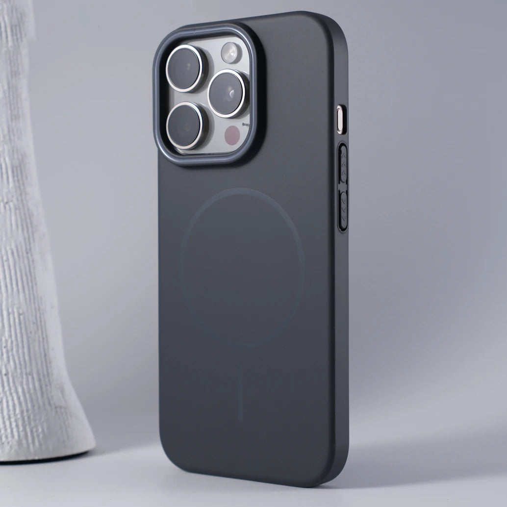 Luxury Original Hard PC For Magsafe Case for iPhone 16 15 14 Pro Max 13 12 Mini 11 Pro Plus Shockproof Matte Thin Magnetic Cover