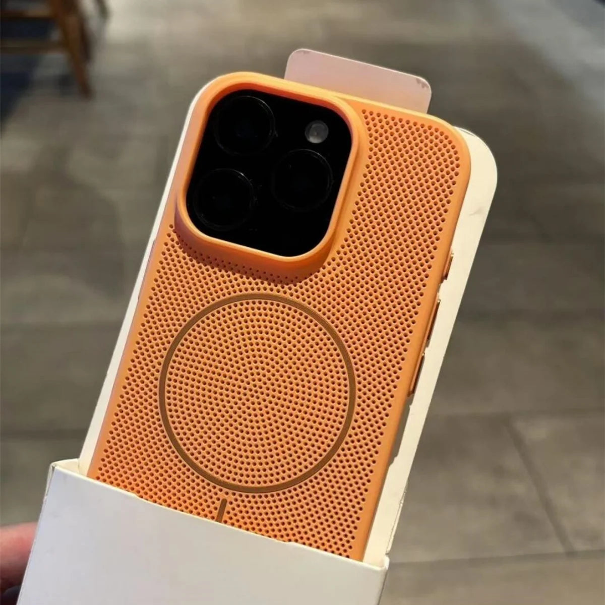 New Heat Dissipation Mesh For Magsafe Magnetic Phone Case For iPhone 17 Air 16 15 14 Plus 13 12 11 Pro Max Wireless Charge Cover