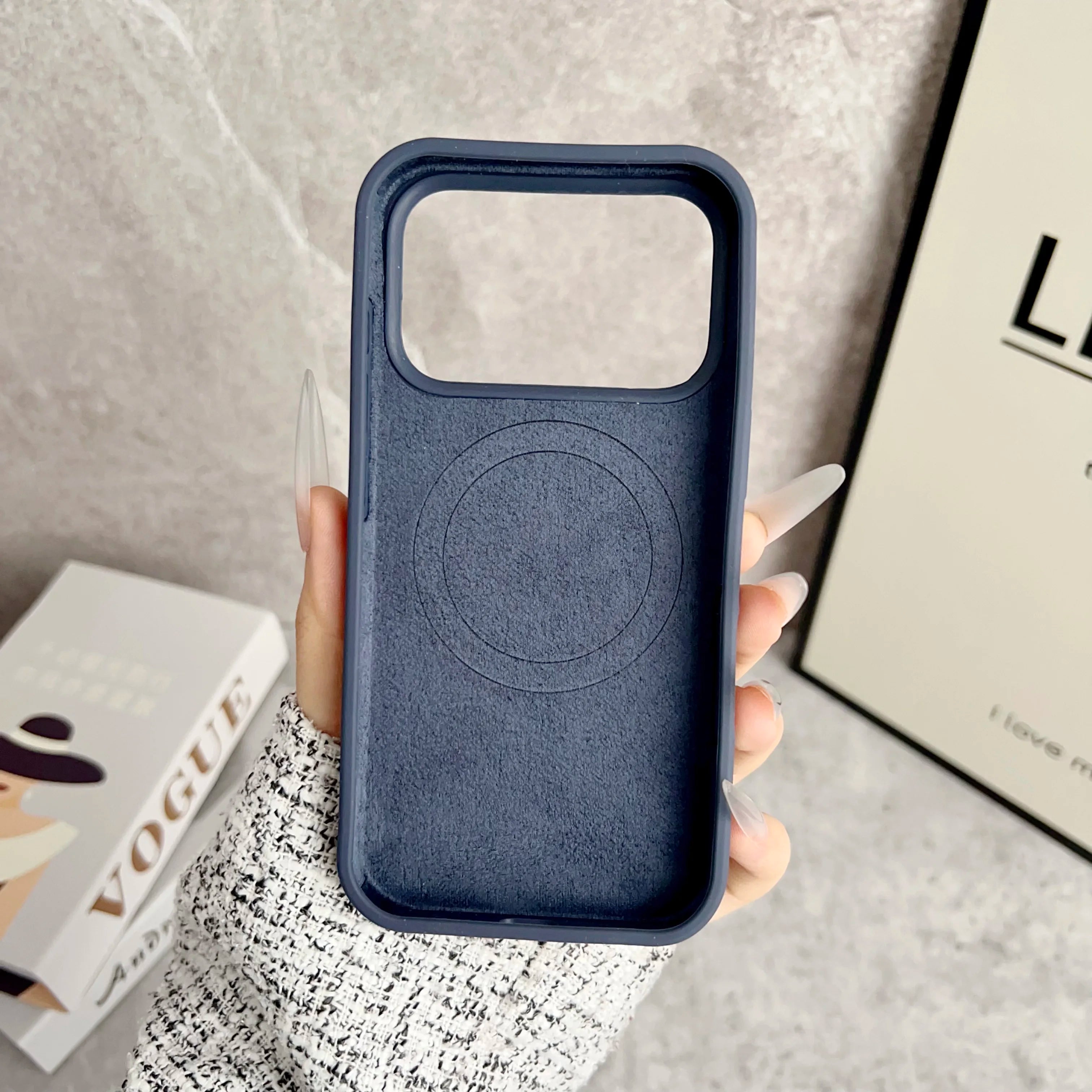 Luxury Matte Hit Color Liquid Silicone Soft Phone Case for iPhone 17 16 15 14 Pro Max For MagSafe Charging Magnetic Skin Cover