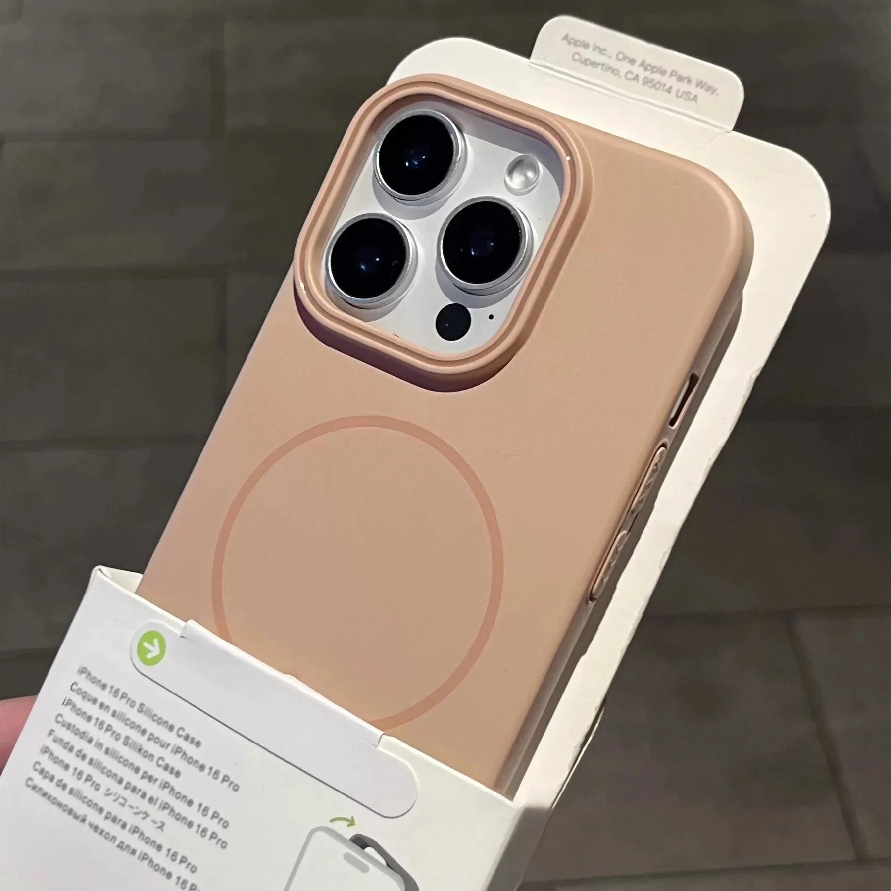 Ultra Thin PC Magnetic Phone Case For iPhone 17 16 15 14 13 12 Mini 11 Pro XR XS Max Plus Protection Magsafe Shockproof Cover